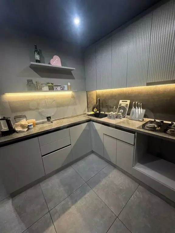 2-к. квартира, 43 м, 5/5 эт. - Фото 0