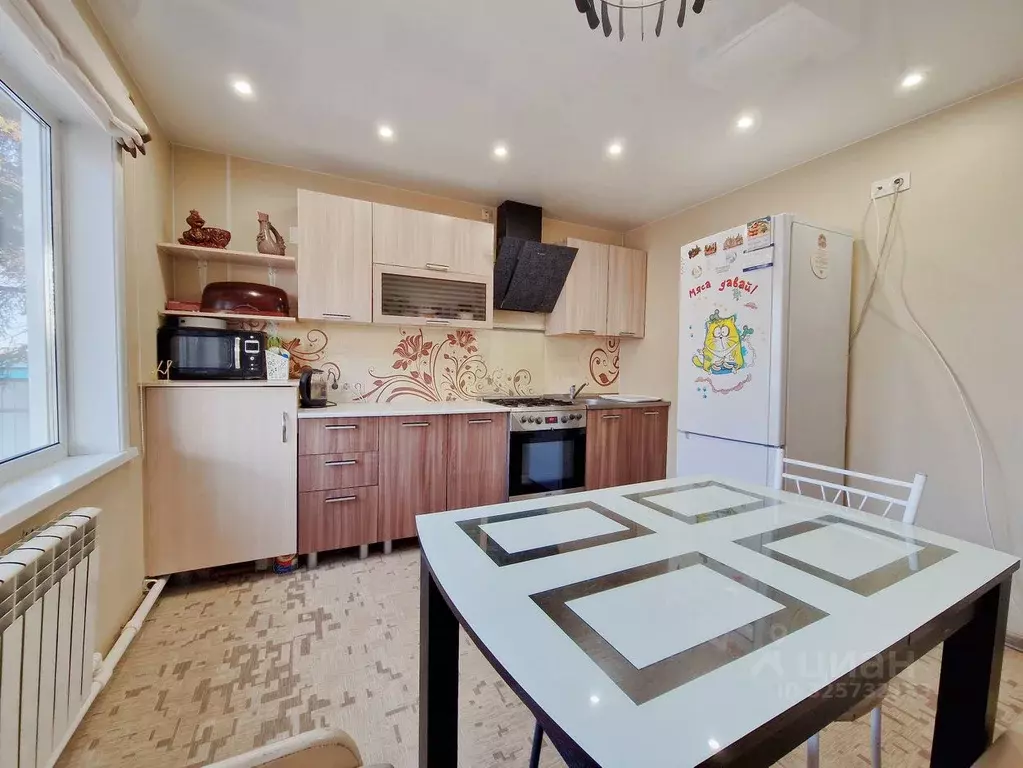 Дом в Еврейская автономная область, Смидовичский район, с. Камышовка ... - Фото 1