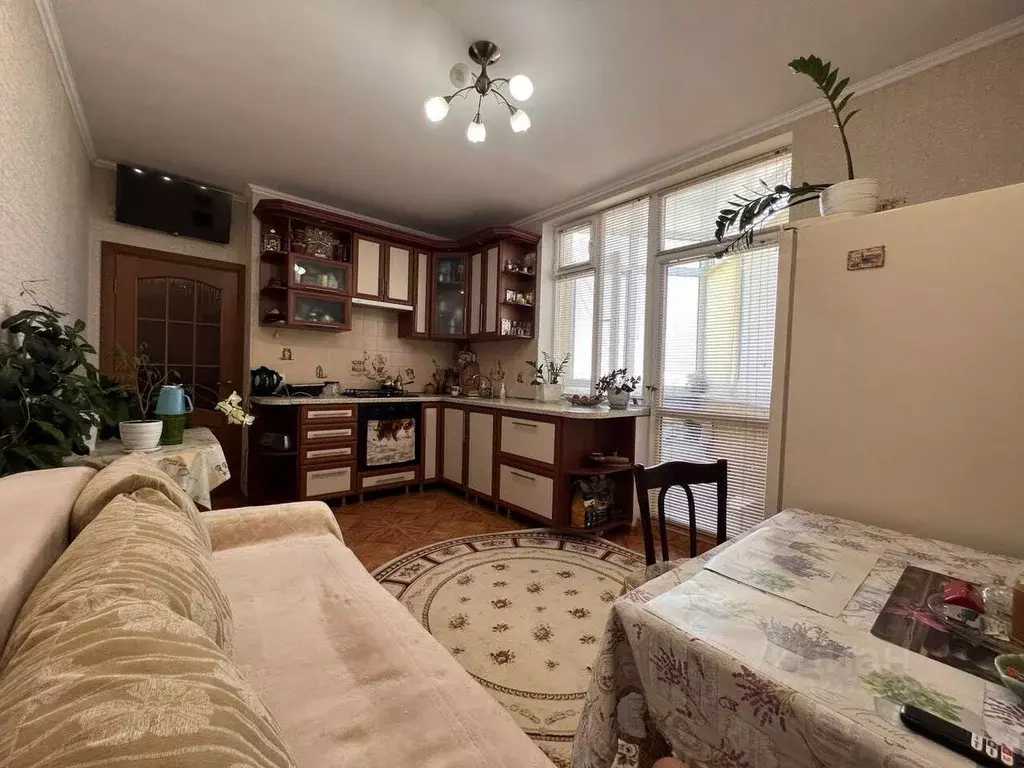 1-к кв. Крым, Евпатория ул. Демышева, 127А (50.0 м) - Фото 0