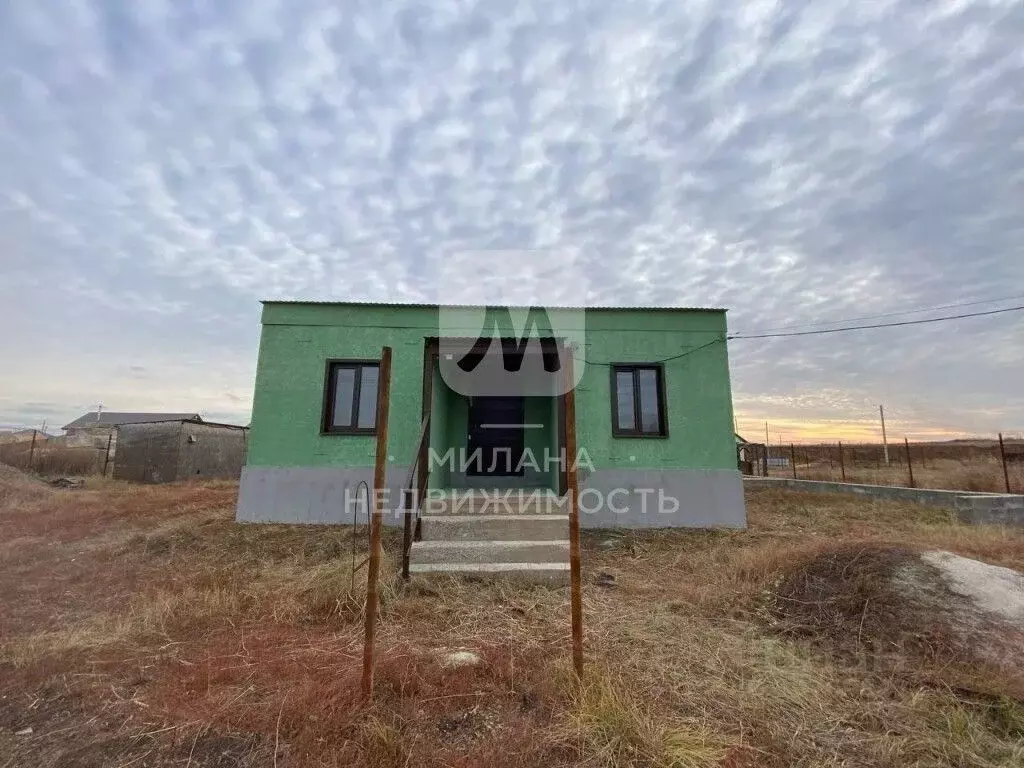 Дом в Оренбургская область, Оренбургский район, Ивановский сельсовет, ... - Фото 1