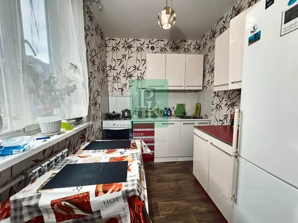 2-к кв. Севастополь ул. Каширская, 5 (45.0 м) - Фото 0