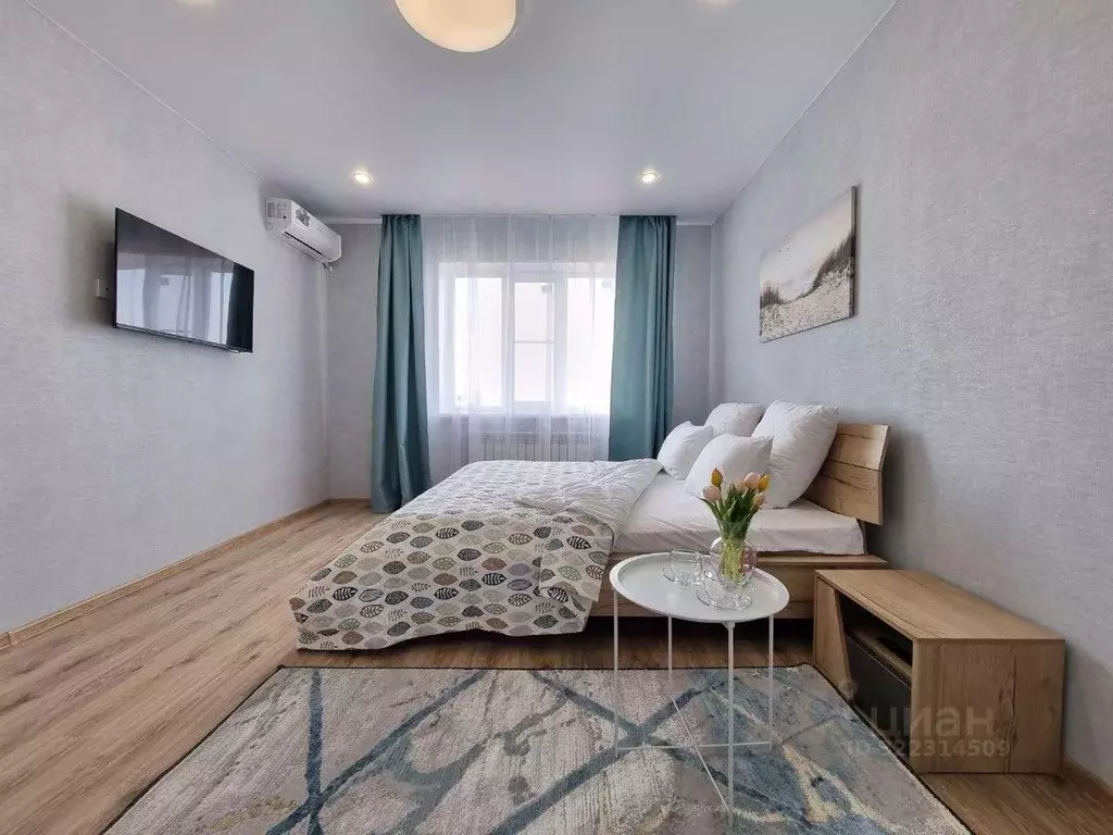 1-к кв. Астраханская область, Астрахань Аршанский пер., 4 (40.0 м) - Фото 1