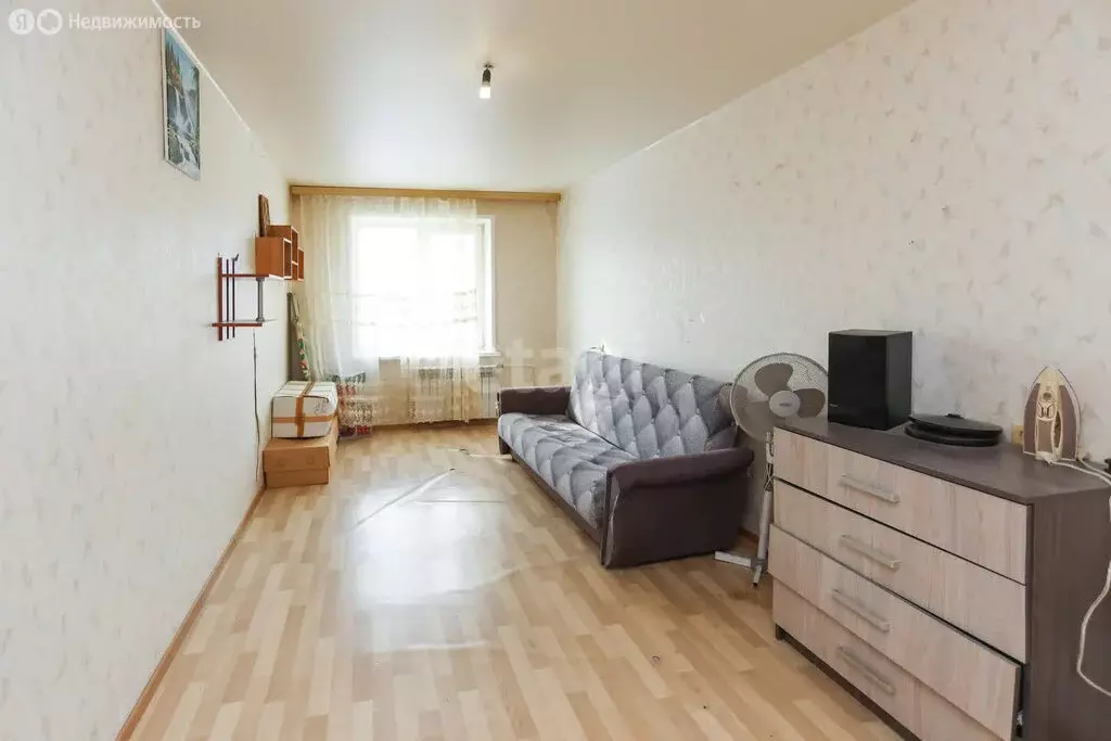 3-комнатная квартира: Хабаровск, Зареченская улица, 11 (75 м) - Фото 1