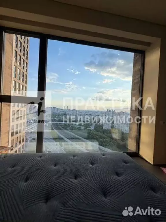 Продается 3-комнатная квартира - Фото 1