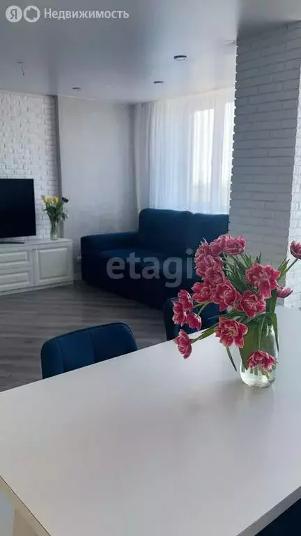 2-комнатная квартира: Ульяновск, Ипподромная улица, 4Б (58.8 м) - Фото 0