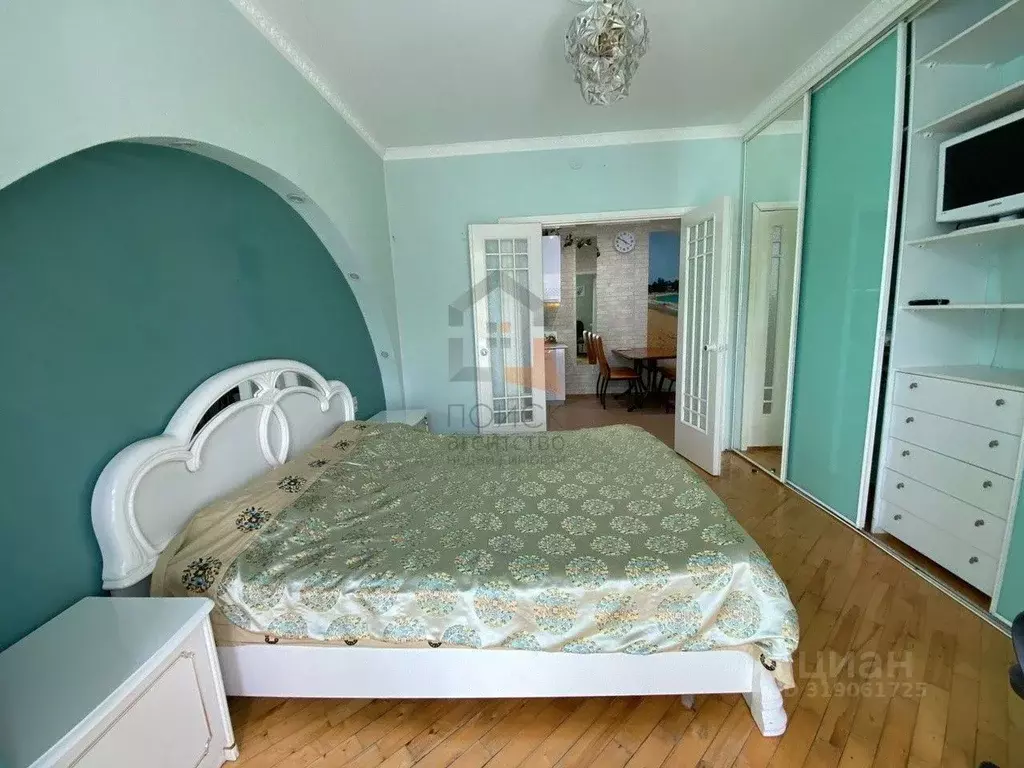 2-к кв. Кировская область, Киров ул. Молодой Гвардии, 30 (60.0 м) - Фото 1