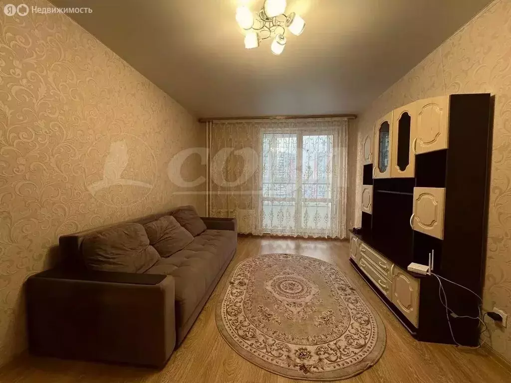 2-комнатная квартира: Тюмень, улица Александра Протозанова, 16 (62 м) - Фото 2