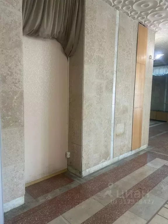 Помещение свободного назначения в Омская область, Омск ул. Красный ... - Фото 0