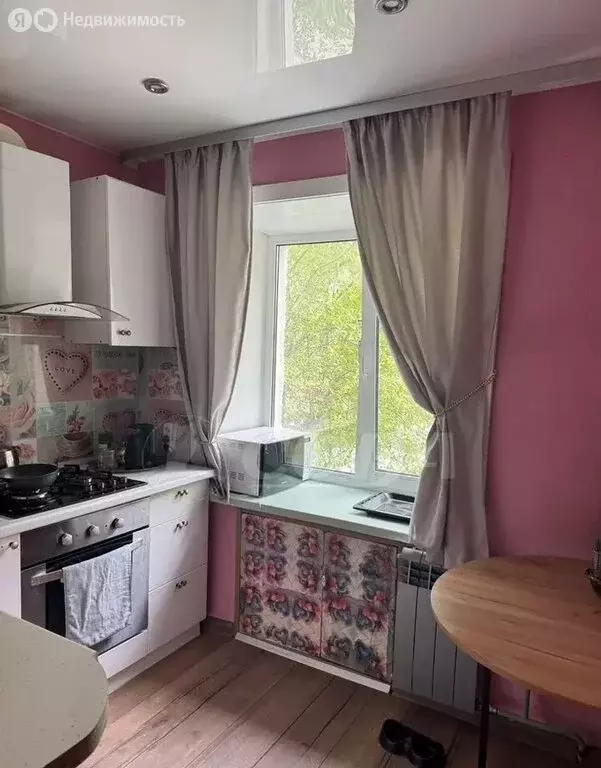3-комнатная квартира: Тюмень, улица Республики, 171 (55 м) - Фото 2