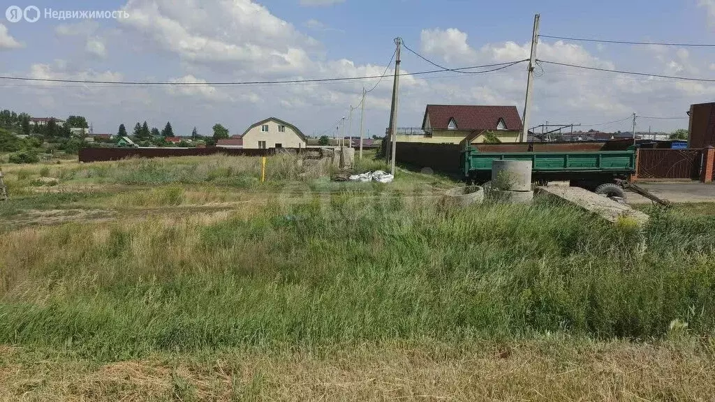 Участок в посёлок Новоомский, улица Титова (10 м) - Фото 0