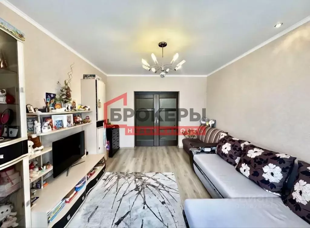 2-к кв. Севастополь просп. Античный, 8В (66.4 м) - Фото 2