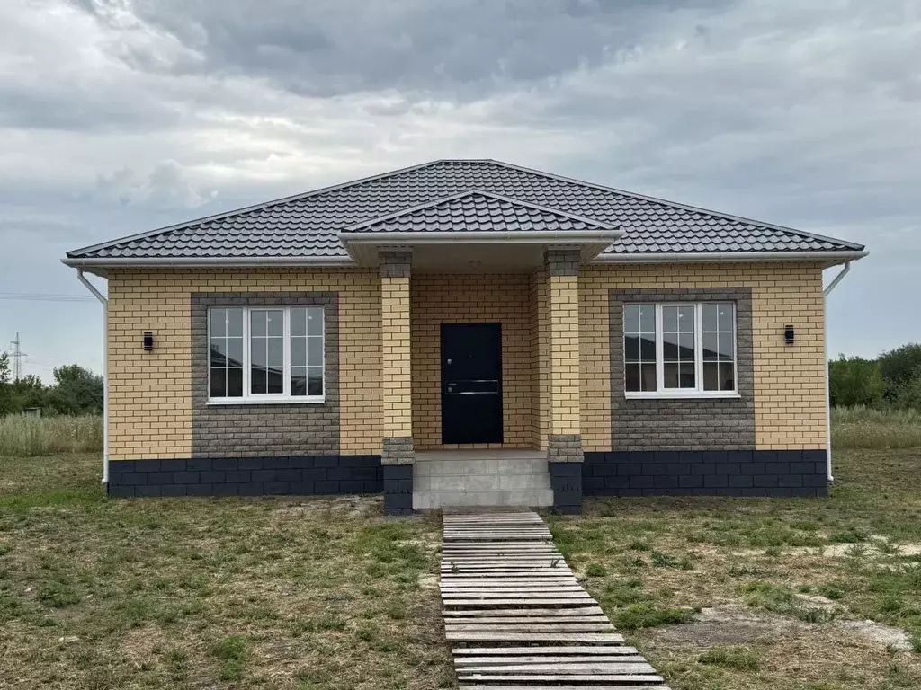 Дом в Белгородская область, Белгородский район, Разумное рп ул. ... - Фото 0