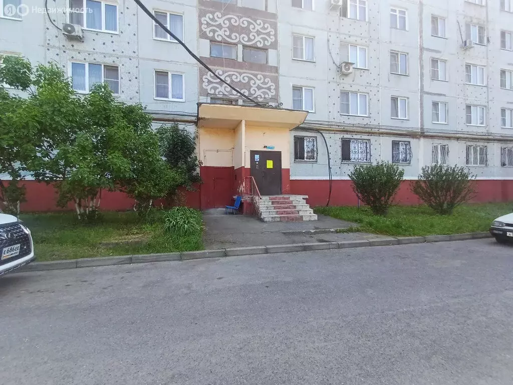 3-комнатная квартира: Владикавказ, Весенняя улица, 19 (75 м) - Фото 0