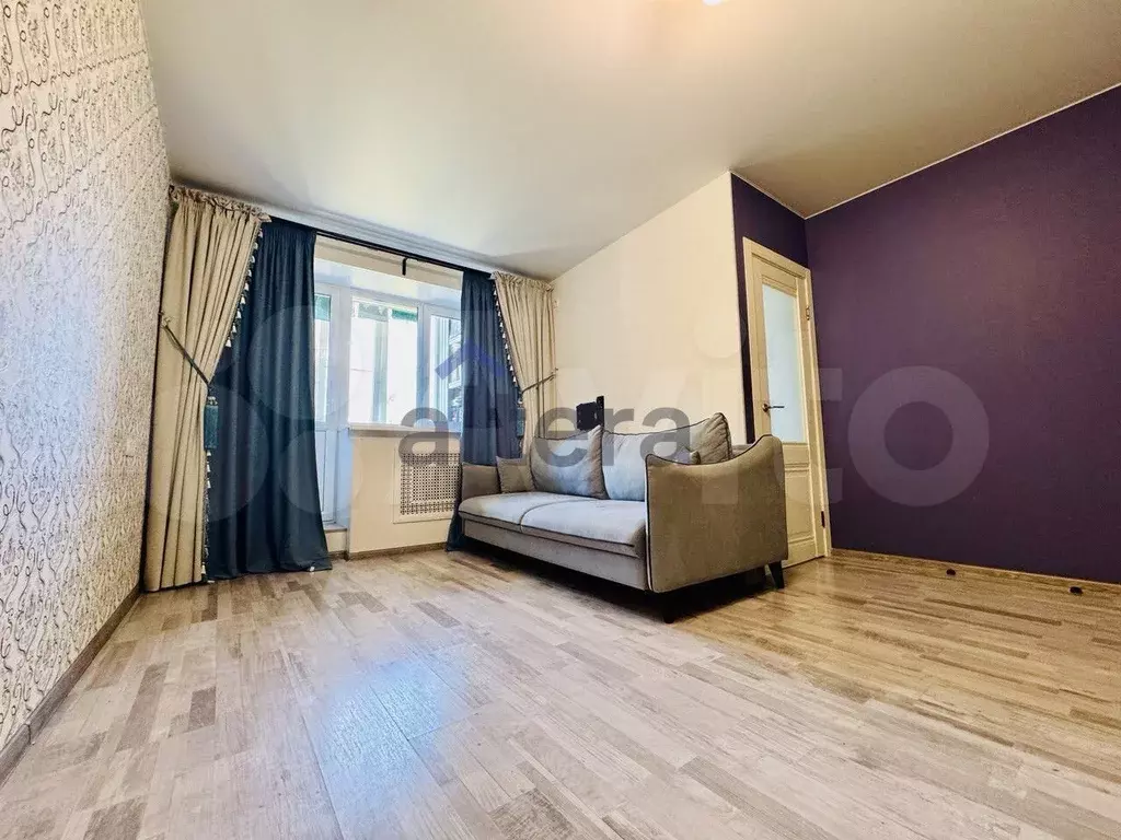 3-к. квартира, 56 м, 3/5 эт. - Фото 1