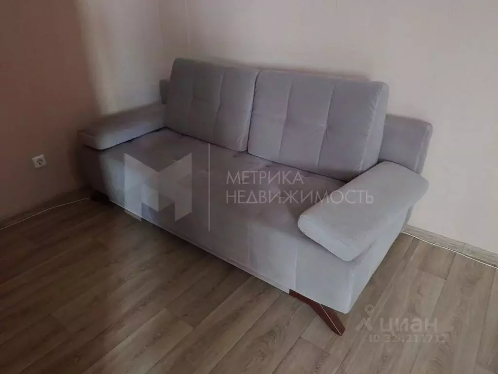 Студия Тюменская область, Тюмень Харьковская ул., 68 (43.0 м) - Фото 1