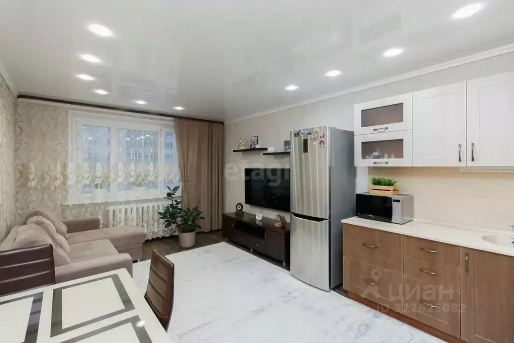 2-к кв. Тюменская область, Тюмень Широтная ул., 170к2 (66.0 м) - Фото 1