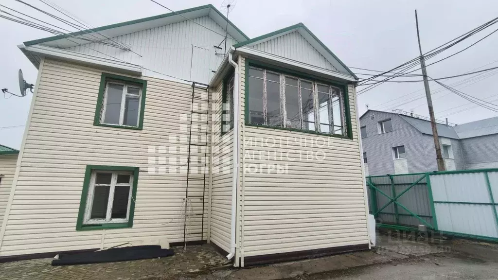 Дом в Ханты-Мансийский АО, Ханты-Мансийск Боровая ул., 13 (170 м) - Фото 1