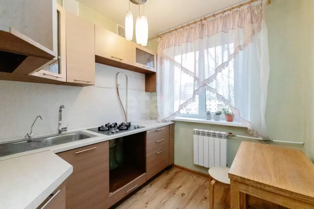 2-к кв. Свердловская область, Екатеринбург ул. Онежская, 7 (43.9 м) - Фото 1