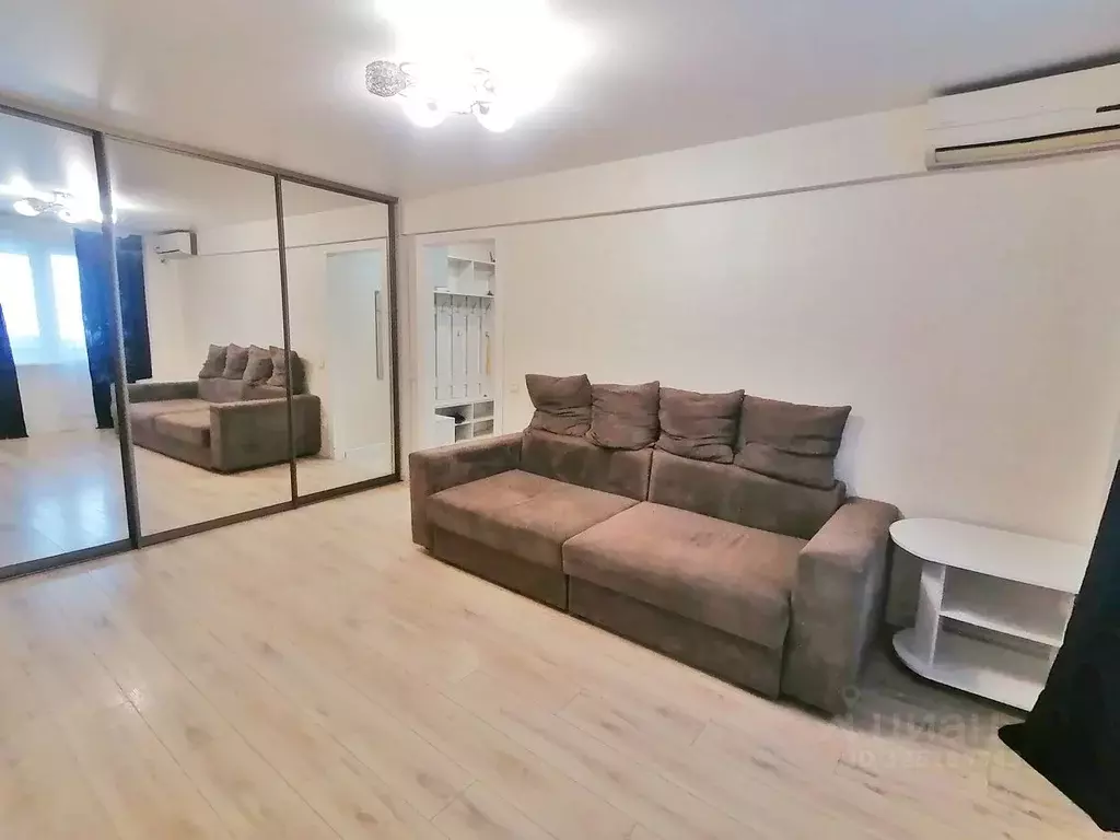 4-к кв. Волгоградская область, Волгоград Жилгородок мкр, ул. ... - Фото 1