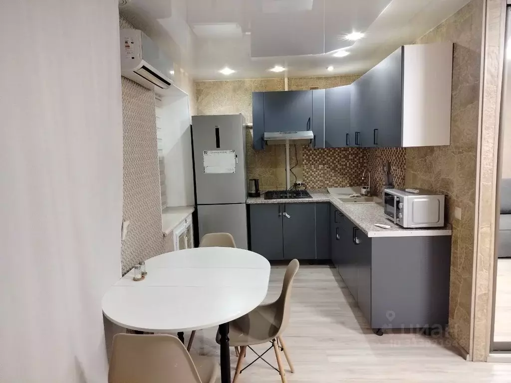 2-к кв. Волгоградская область, Волгоград просп. Канатчиков, 11 (45.0 ... - Фото 2