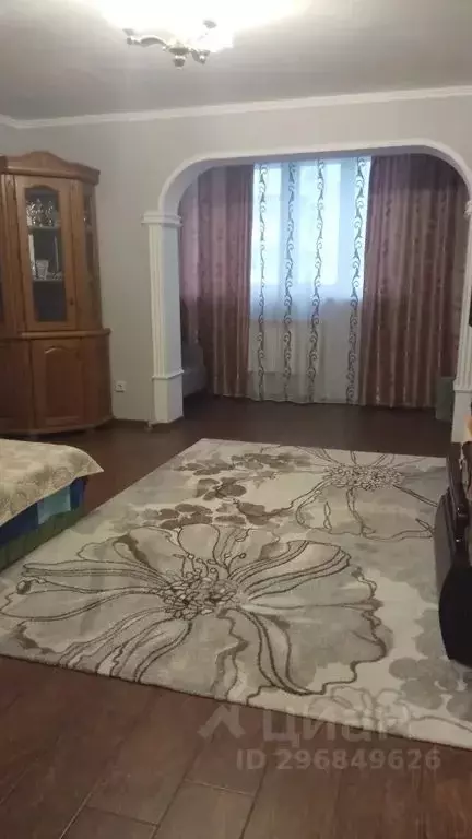 1-к кв. Крым, Алушта ул. Октябрьская, 36 (36.0 м) - Фото 0