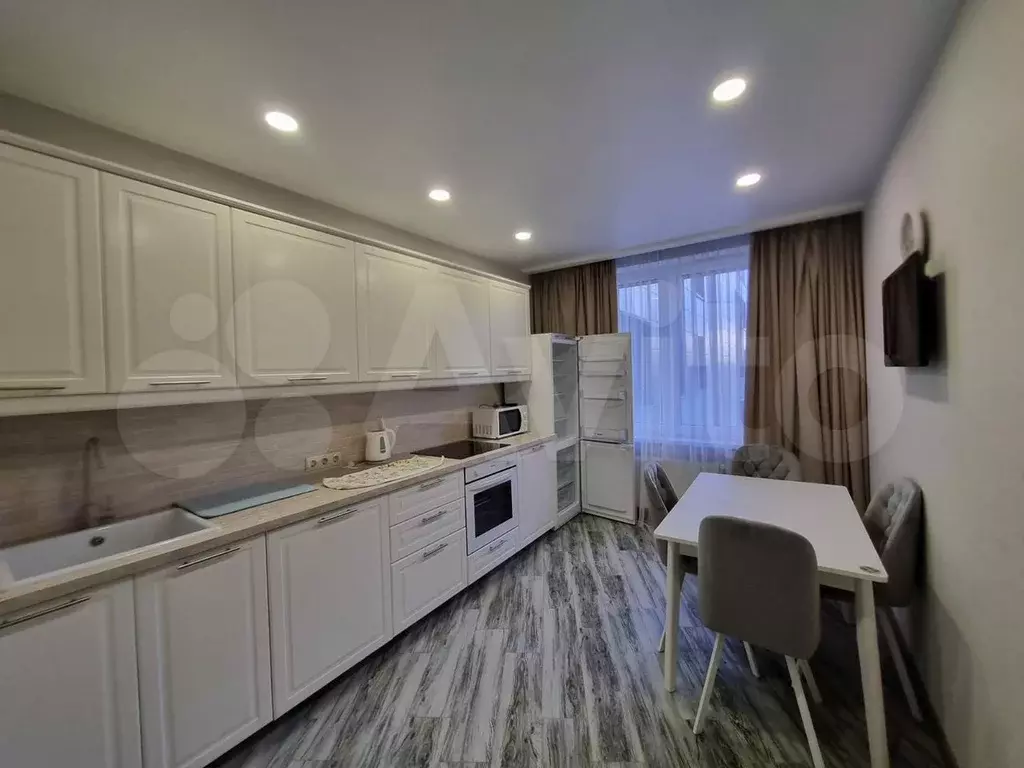3-к. квартира, 75 м, 5/10 эт. - Фото 0