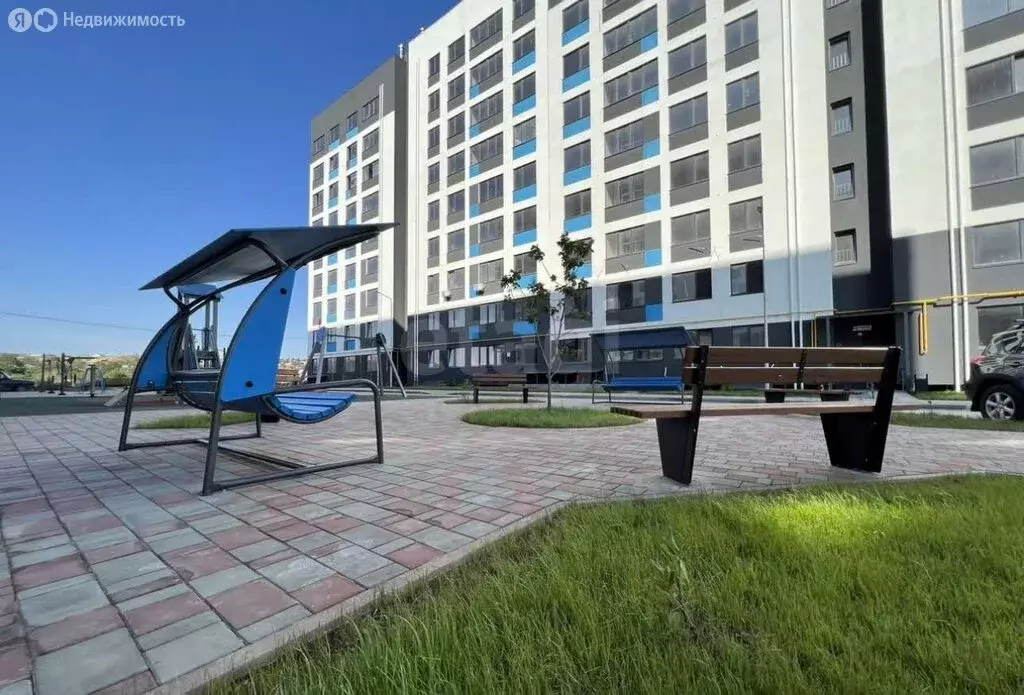 2-комнатная квартира: Мирное, Щедрая улица, 1 (75 м) - Фото 1