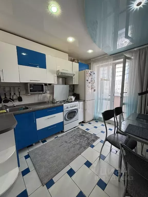 3-к кв. Марий Эл, Йошкар-Ола ул. Петрова, 17 (76.8 м) - Фото 1