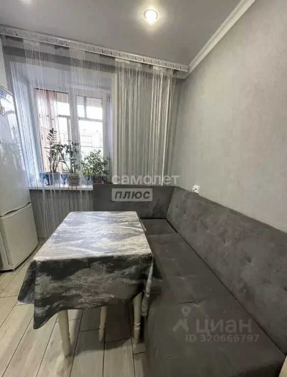 2-к кв. Курская область, Курск ул. Гагарина, 2 (46.0 м) - Фото 1