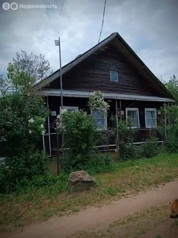 Дом в Бургинское сельское поселение, деревня Нижние Тиккулы, Мостовая ... - Фото 1