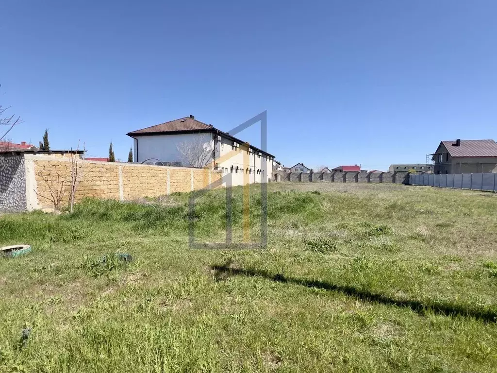 Участок в Крым, Симферопольский район, с. Укромное ул. Молодежная, 66 ... - Фото 2