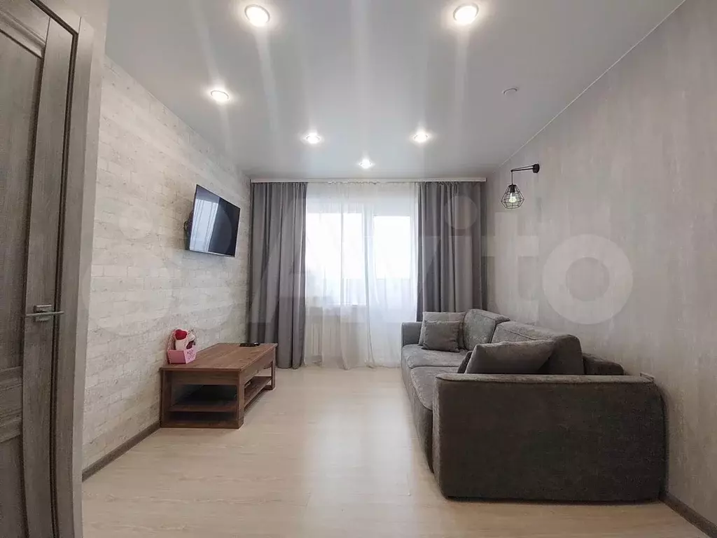 1-к. квартира, 40 м, 7/9 эт. - Фото 0