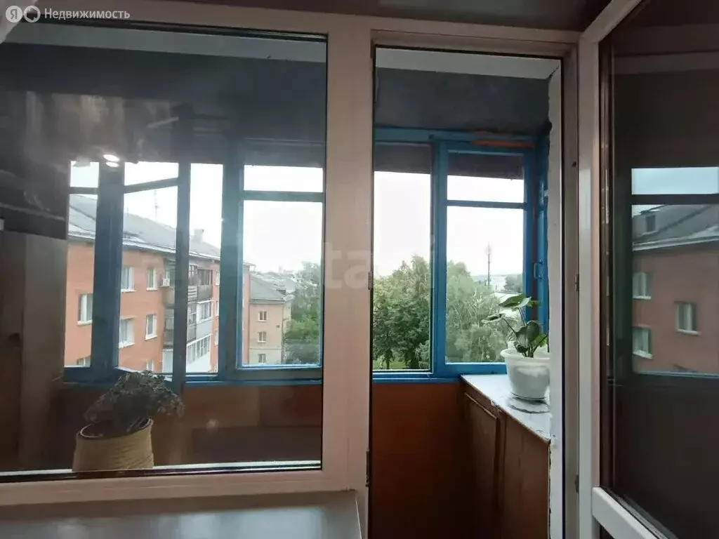 2-комнатная квартира: Кемерово, Кузнецкий проспект, 98 (43.9 м) - Фото 2