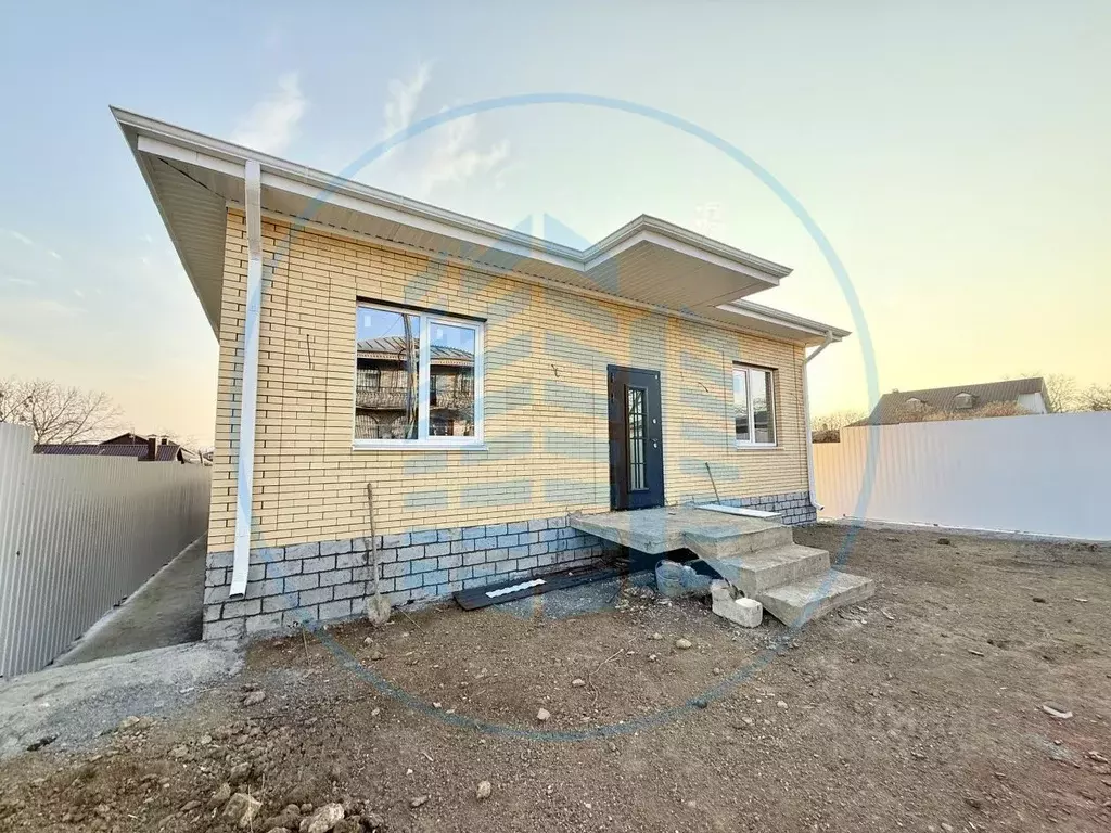 Дом в Ставропольский край, Ессентуки Рабочая ул., 51 (224 м) - Фото 1