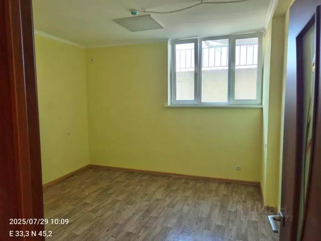 Помещение свободного назначения в Крым, Евпатория ул. 9 Мая, 81А (56 ... - Фото 2