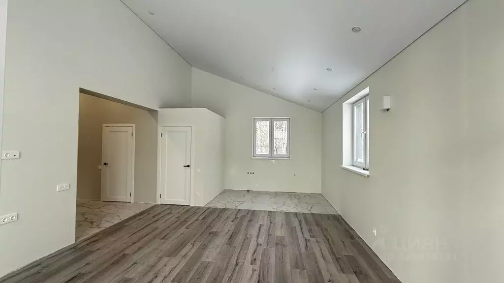 Дом в Свердловская область, Сысертский муниципальный округ, пос. ... - Фото 1