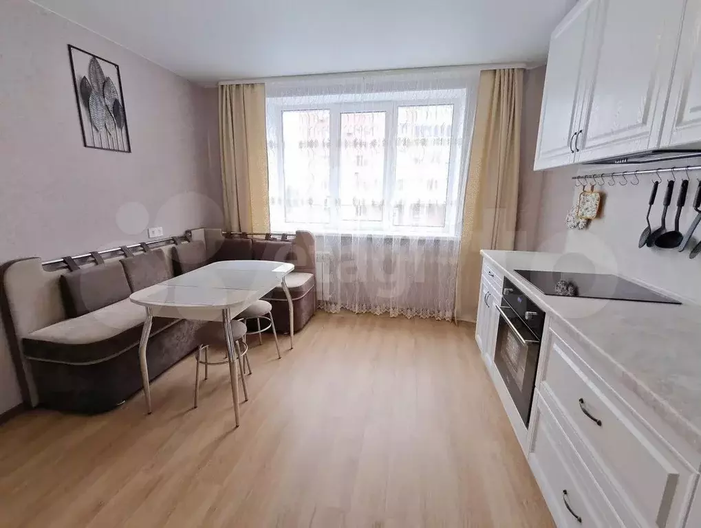 3-к. квартира, 97 м, 2/10 эт. - Фото 1