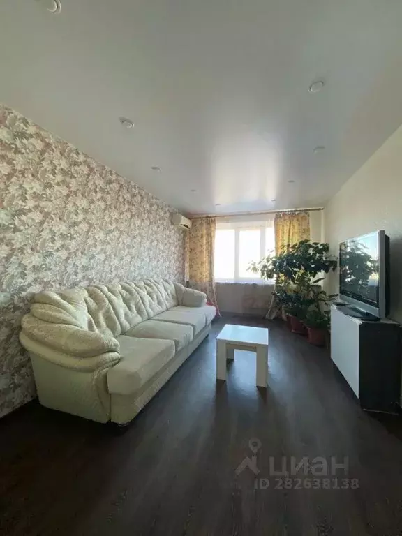 3-к кв. Самарская область, Тольятти Ленинский просп., 8 (65.0 м) - Фото 1