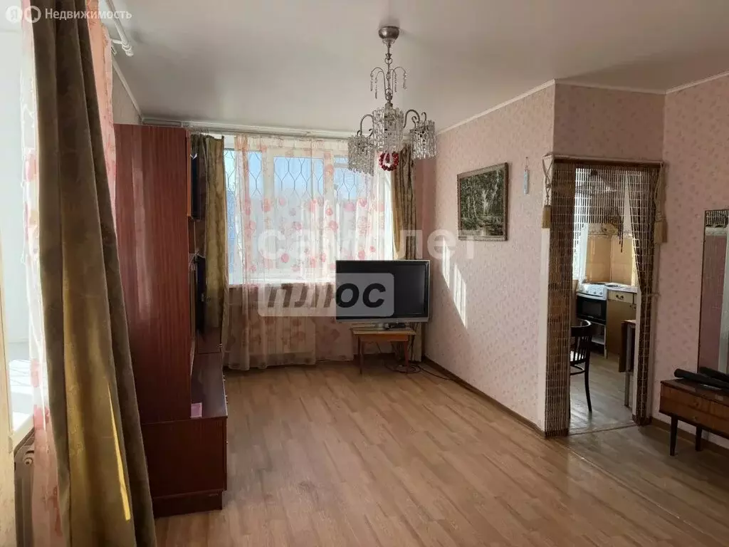 2-комнатная квартира: Нижний Тагил, улица Пархоменко, 101 (43 м) - Фото 1