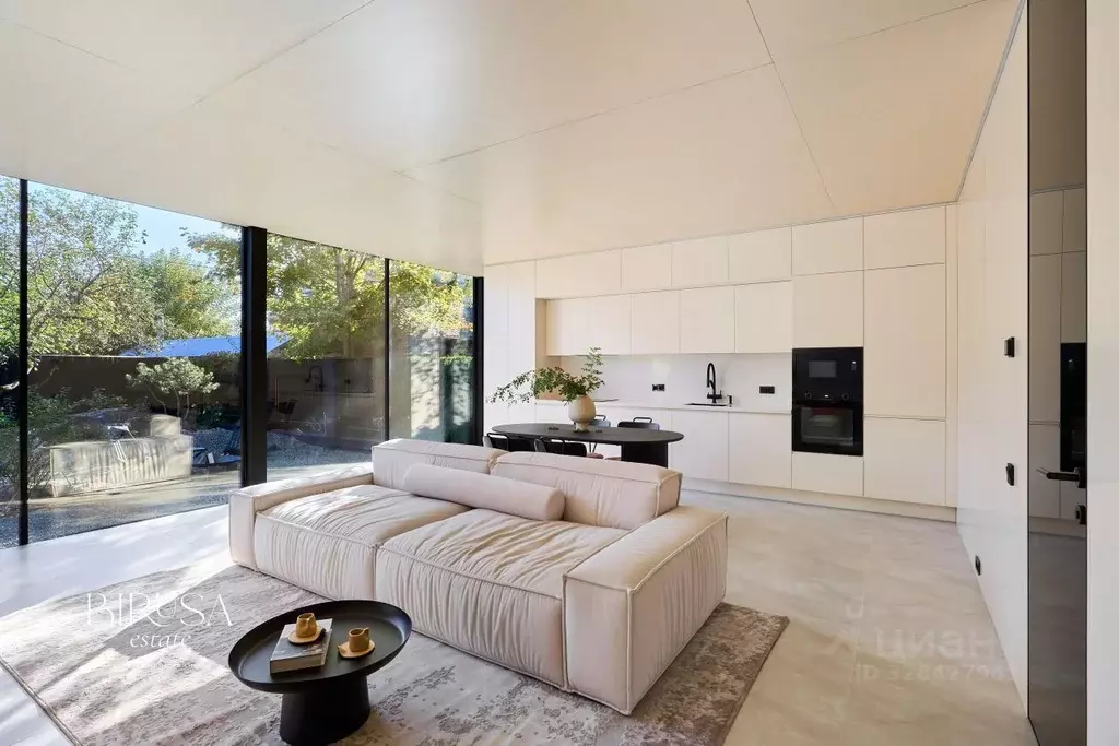 Коттедж в Московская область, Одинцовский городской округ, с. ... - Фото 1