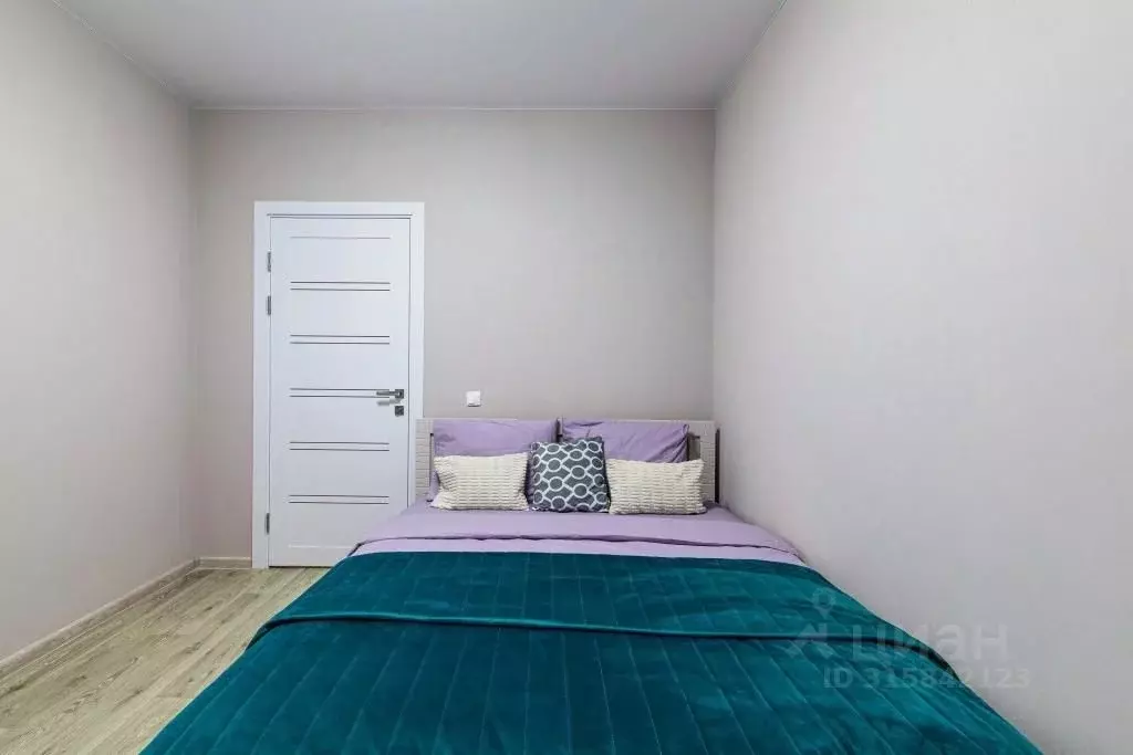3-к кв. Татарстан, Казань ул. Сабира Ахтямова, 1к1 (87.0 м) - Фото 1