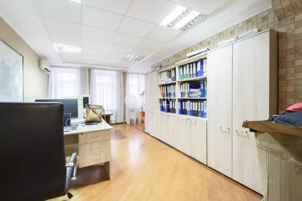 Офис в Татарстан, Казань Волгоградская ул., 43 (148 м) - Фото 1