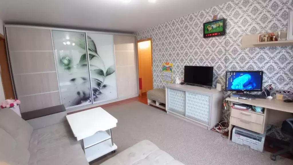 3-к кв. Свердловская область, Екатеринбург ул. Пехотинцев, 9 (58.6 м) - Фото 1