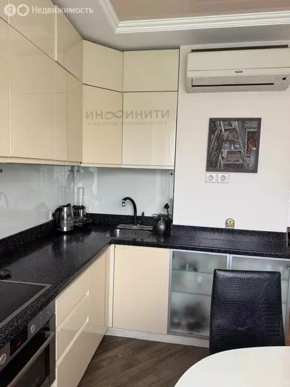 3-комнатная квартира: Москва, Новгородская улица, 30 (75.1 м) - Фото 1