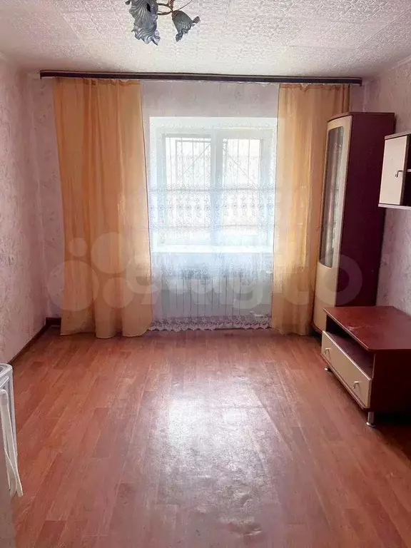 Комната 17 м в 1-к., 1/5 эт. - Фото 0