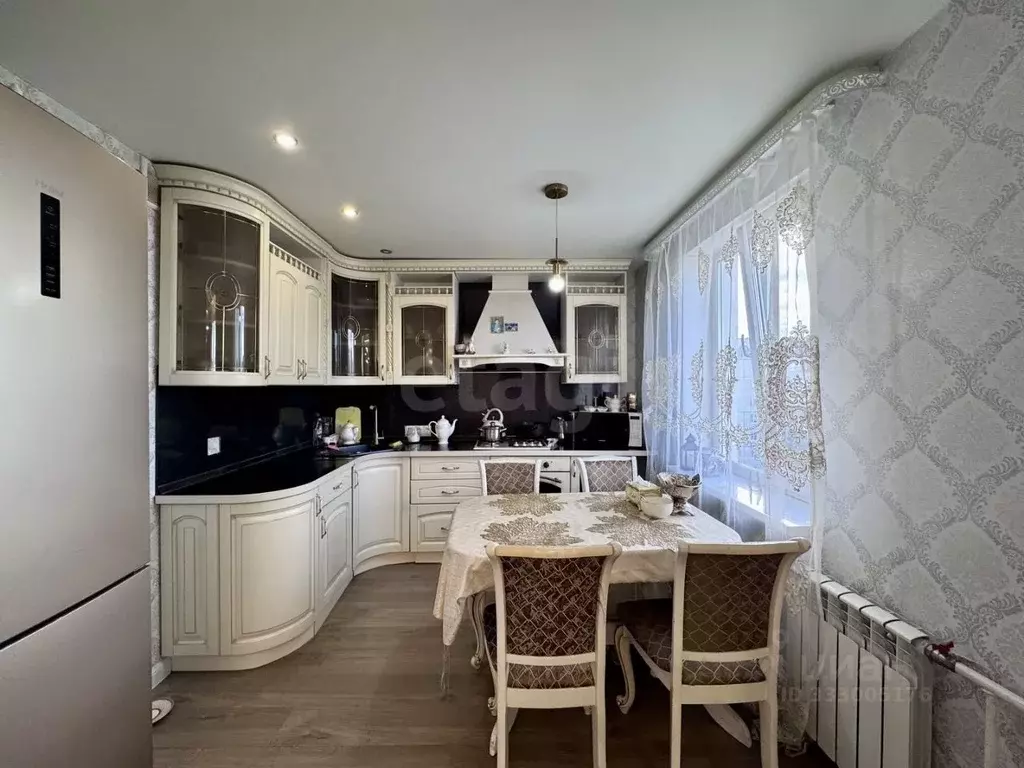 4-к кв. Коми, Сыктывкар ул. Малышева, 14 (87.0 м) - Фото 1