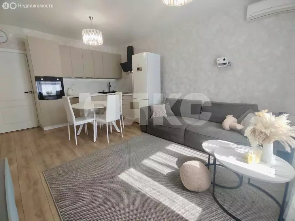 2-комнатная квартира: Анапа, улица Адмирала Пустошкина, 12к3 (65 м) - Фото 1