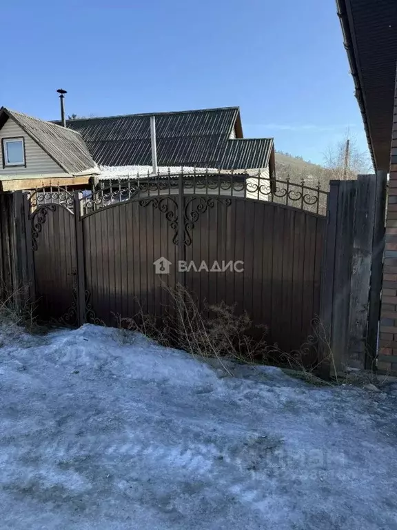 Дом в Бурятия, Улан-Удэ пос. Кумыска, ул. Егорова, 60А (85 м) - Фото 0