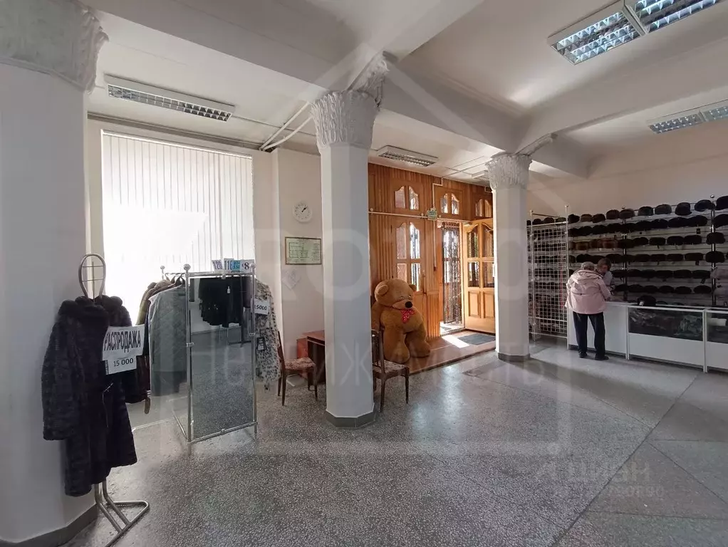 Помещение свободного назначения в Омская область, Омск пл. ... - Фото 1