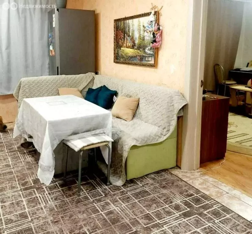 3-комнатная квартира: Миасс, проспект Октября, 55 (62 м) - Фото 0